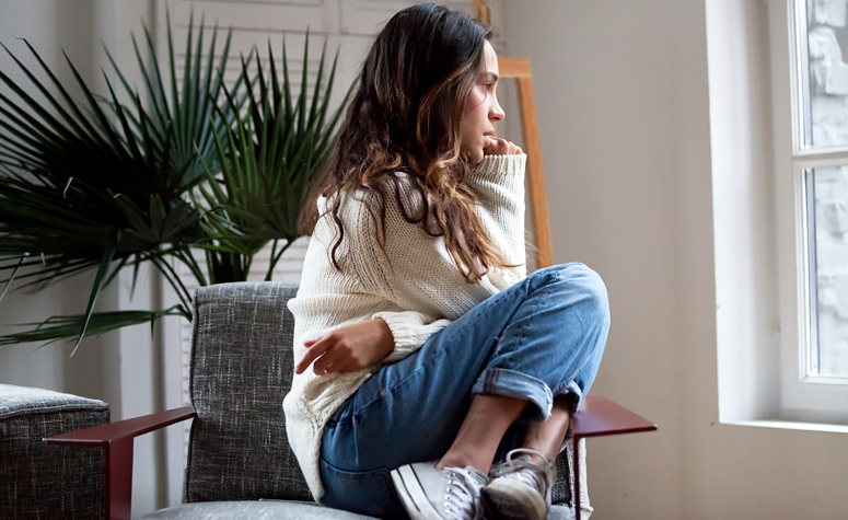 Woman undergoing cannabis detox suffering anxiety and withdrawal symptoms